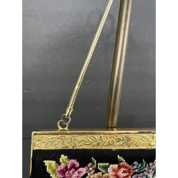 Vtg Tapestry Petit Point Handbag Embroidered Kiss Clasp Ornate Gold Frame Chain - Picture 6 of 12